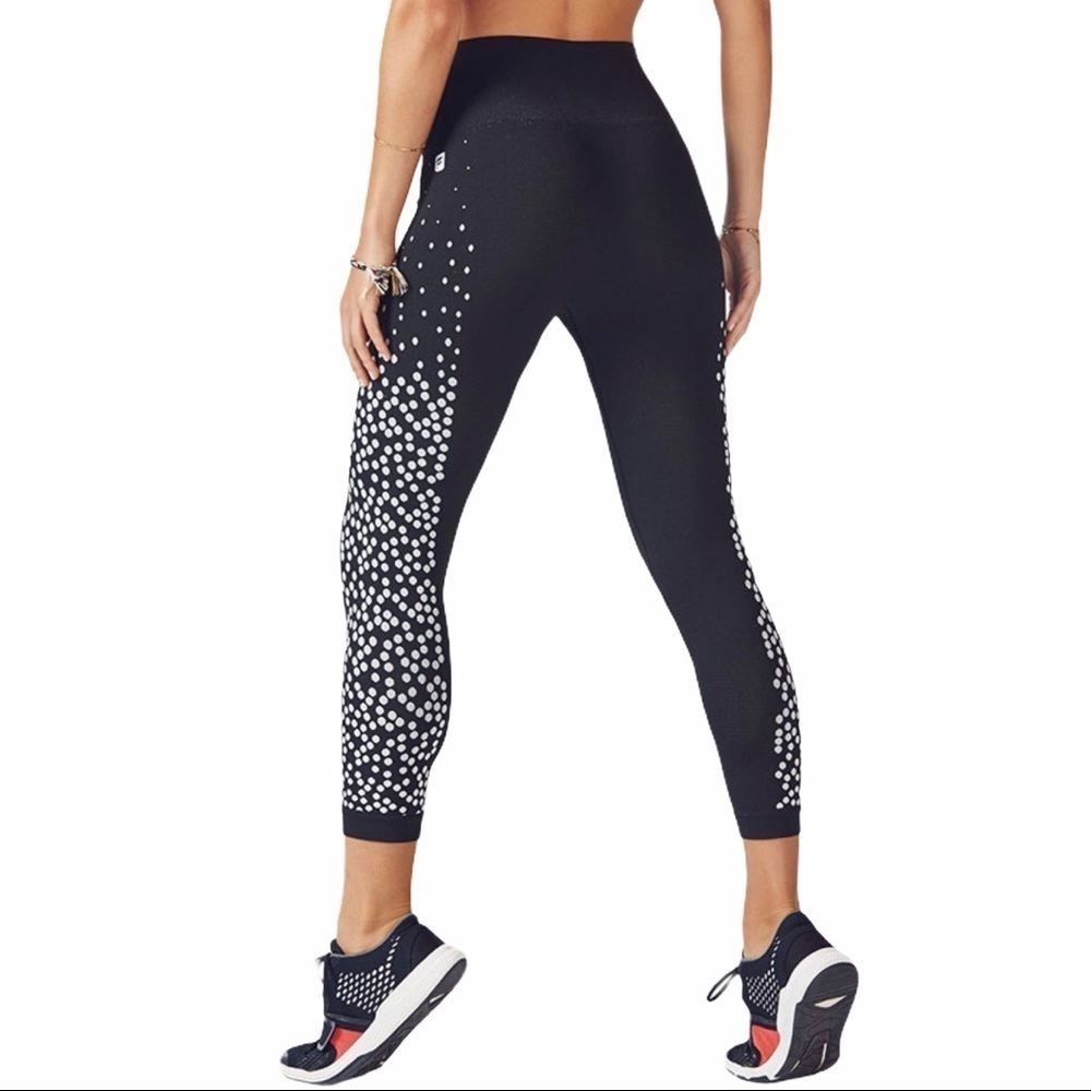 Fabletics Seamless Printed Leggings Size XS Black White Cropped Ankle Length